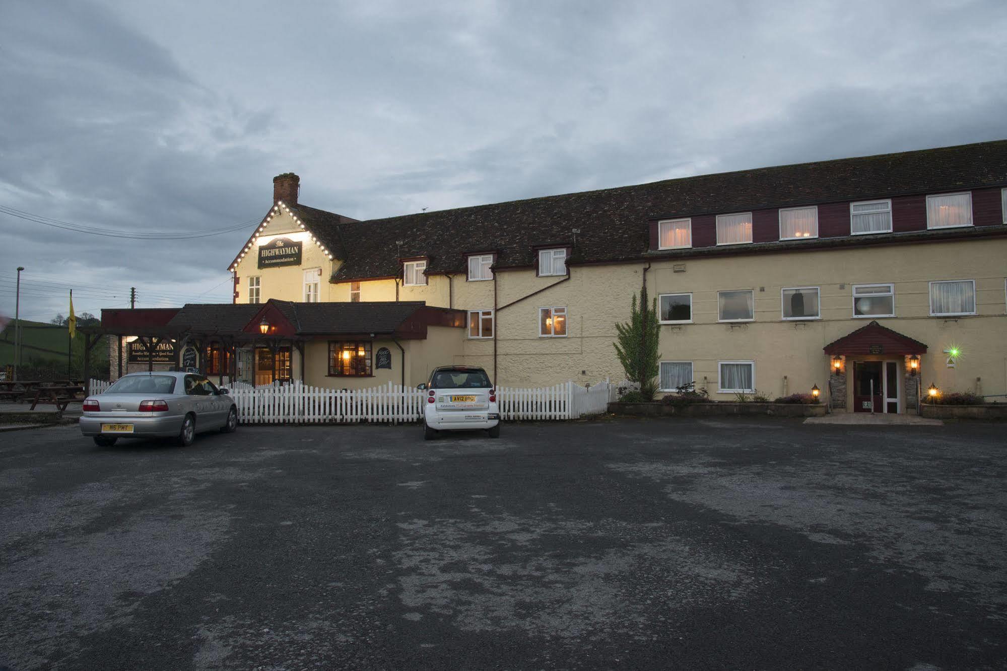 The Highwayman Inn Shepton Mallet Exteriör bild