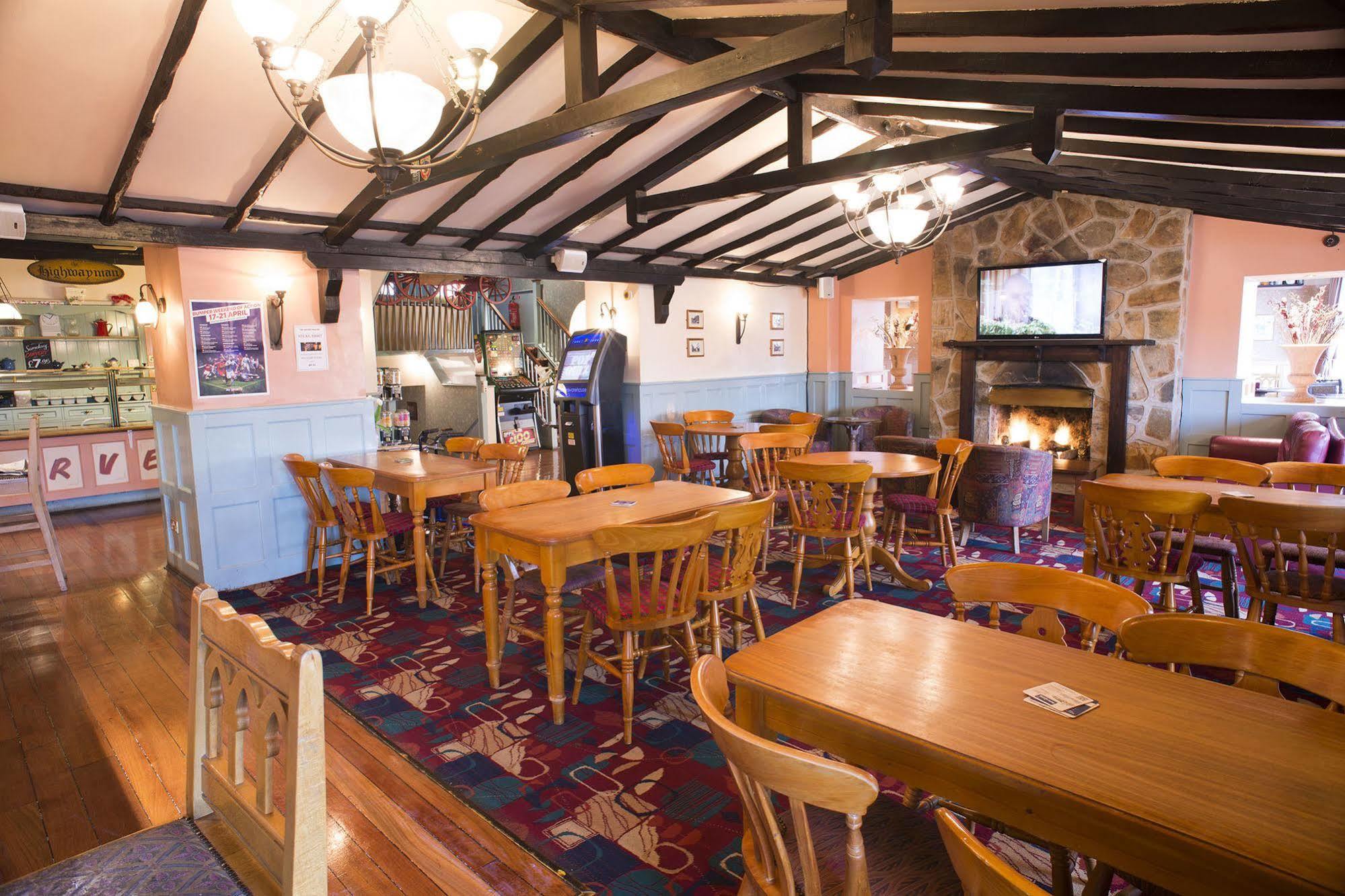 The Highwayman Inn Shepton Mallet Exteriör bild